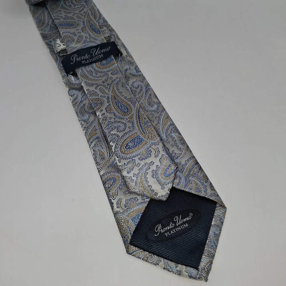 Pronto Uomo Platinum Neck Tie 100% Silk Blue PAISLEY